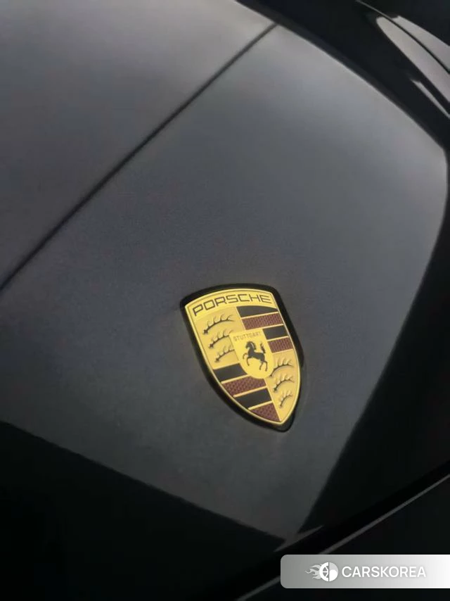 Porsche Panamera id 3920637 из Китая 6