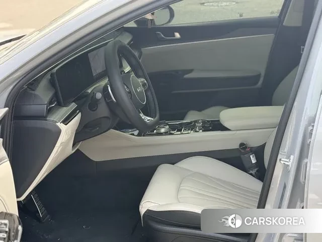 Kia The New K5 3rd generation 2024 Серый из Кореи, фото 2