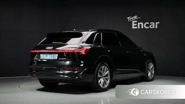 Audi e-Tron id 4585143 из Кореи 12