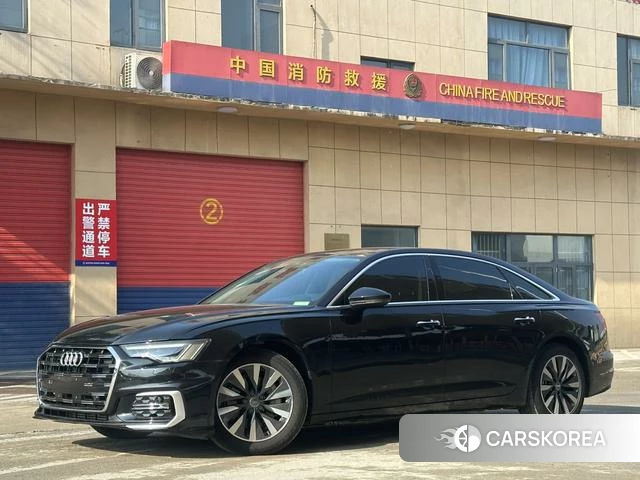 Audi A6L id 4256663 из Китая 8