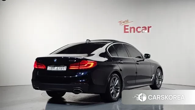 BMW 5 Series (G30) id 3418176 из Кореи 12