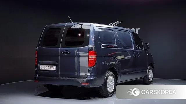 Hyundai The New Grand Starex id 3368847 из Кореи 12