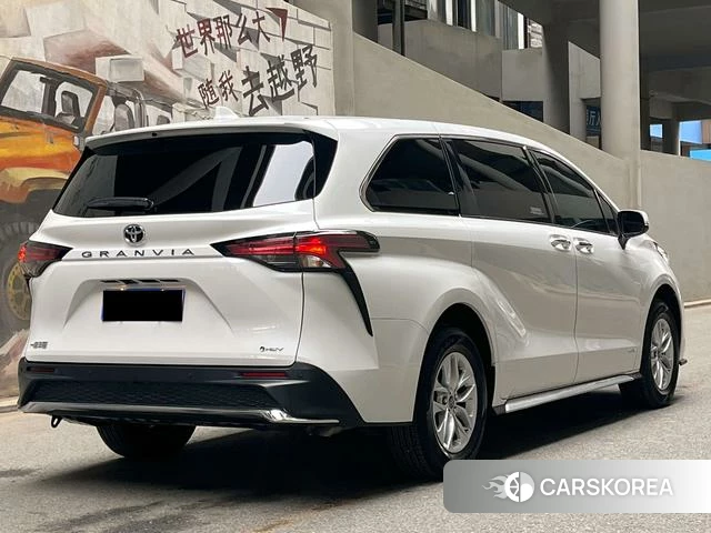 Toyota Grevia id 4257797 из Китая 7