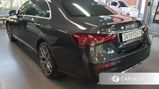Mercedes-Benz E-Class W213 id 4692673 из Кореи 10