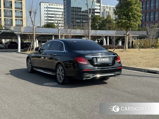Mercedes-Benz E-class id 4210859 из Китая 12
