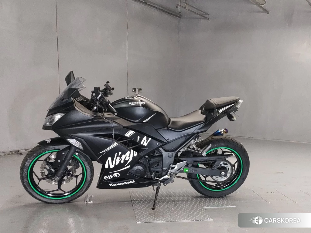 Проданный Kawasaki NINJA 250 2015 из Японии, фото 2