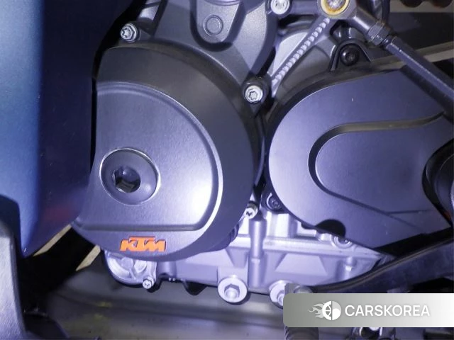 Engine photo