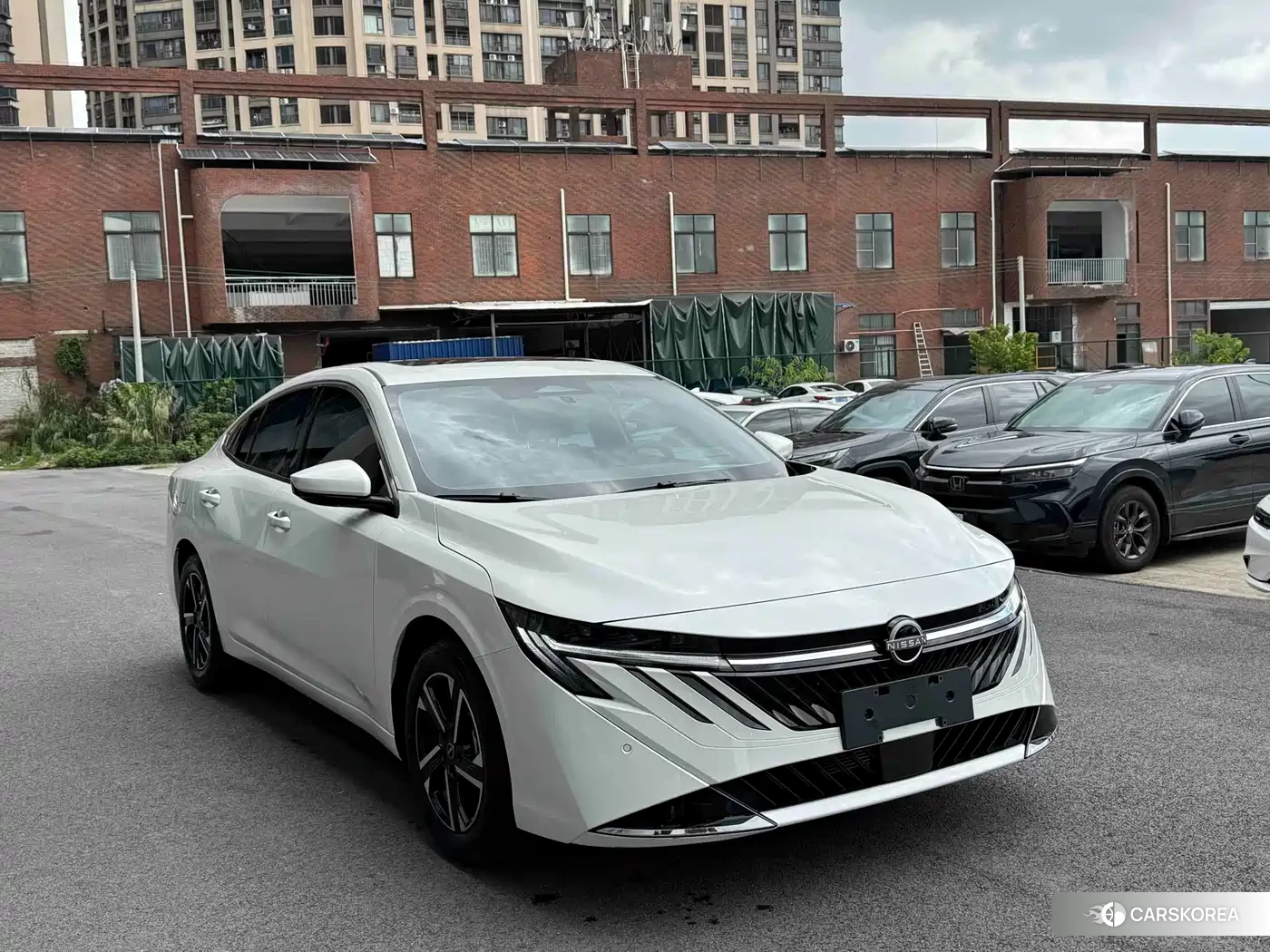 Nissan Sylphy 2026 Белый из Китая, фото 2