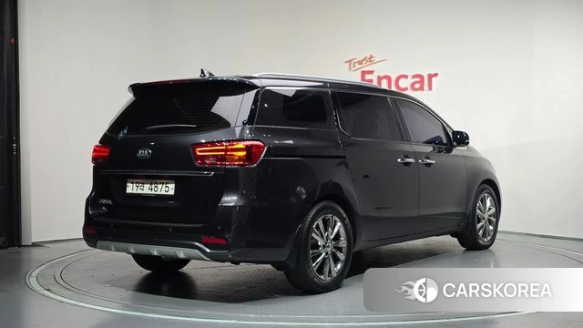 Kia The New Carnival id 4684379 из Кореи 12