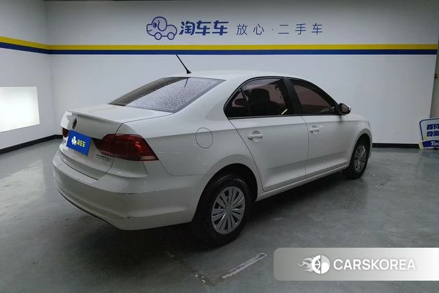Volkswagen Santana id 4212384 из Китая 9