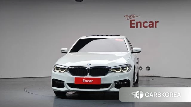 BMW 5 Series (G30) id 4587405 из Кореи 12