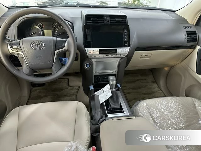 Toyota Prado (imported) 2023 Черный из Китая, фото 2