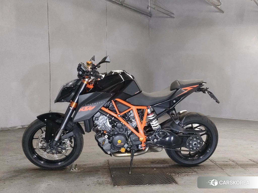 Проданный KTM 1290 SUPER DUKE R 2015 из Японии, фото 2