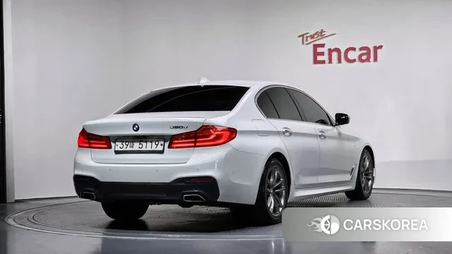 BMW 5 Series (G30) id 3469944 из Кореи 12