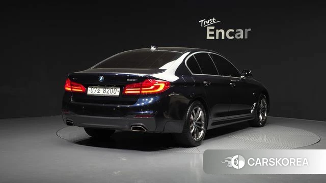 BMW 5 Series (G30) id 3845852 из Кореи 12
