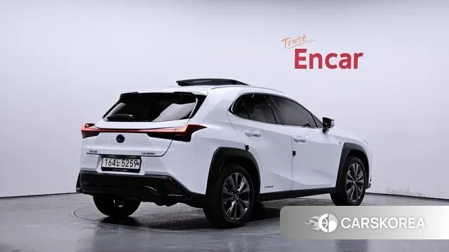 Lexus UX250h id 3427439 из Кореи 12