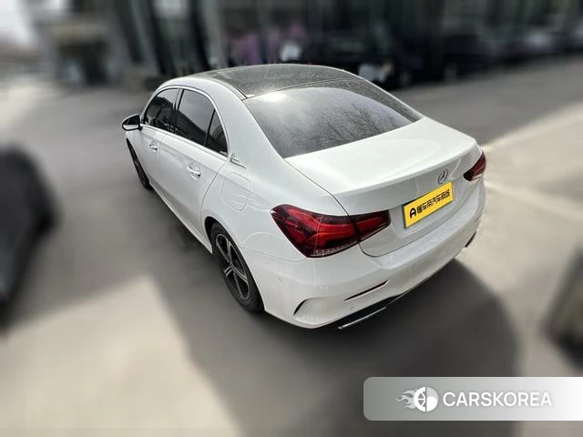 Mercedes-Benz Class A 2022 Белый из Китая, фото 2