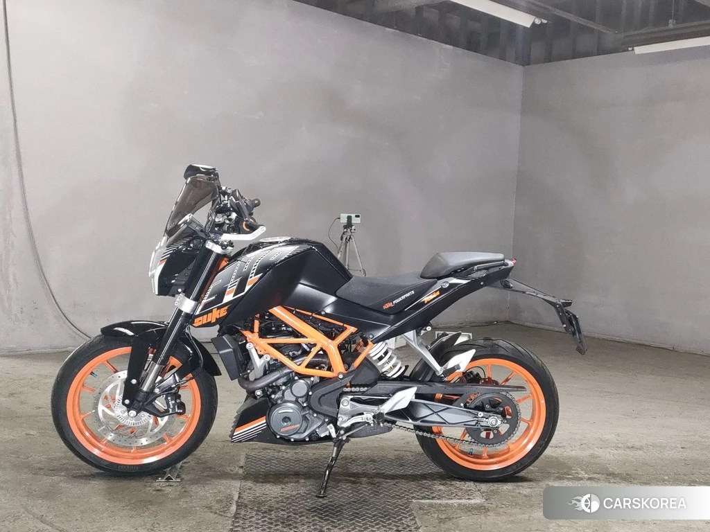 Проданный KTM 390 DUKE 2016 из Японии, фото 2
