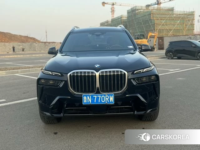 BMW X7 2023 Черный из Китая, фото 4