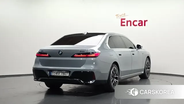 BMW 7 Series (G70) id 3544973 из Кореи 12