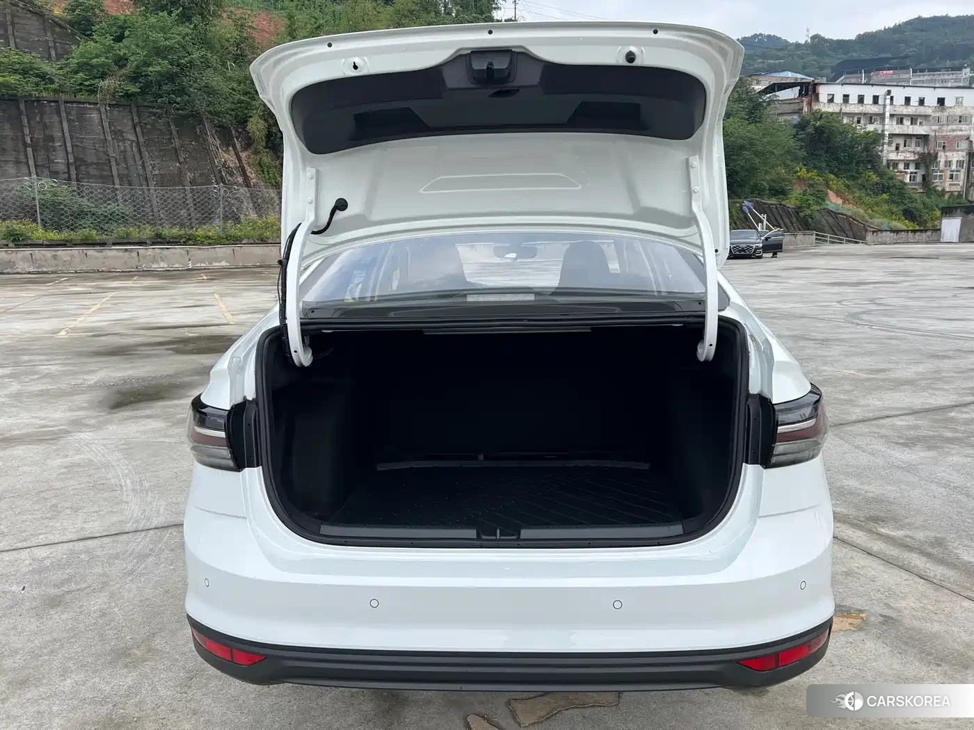 Volkswagen Lavida id 4577589 из Китая 10