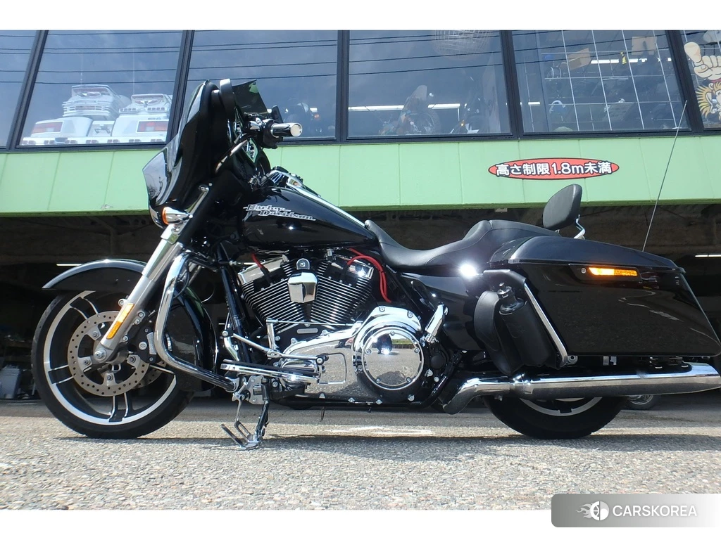 Проданный Harley-Davidson Street Glide FLHX1580 2014 из Японии