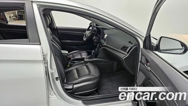 Hyundai Avante AD id 2687704 из Кореи 12