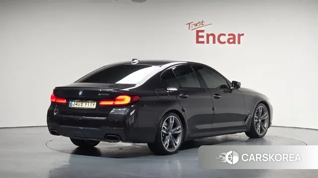 BMW 5 Series (G30) id 3144015 из Кореи 12