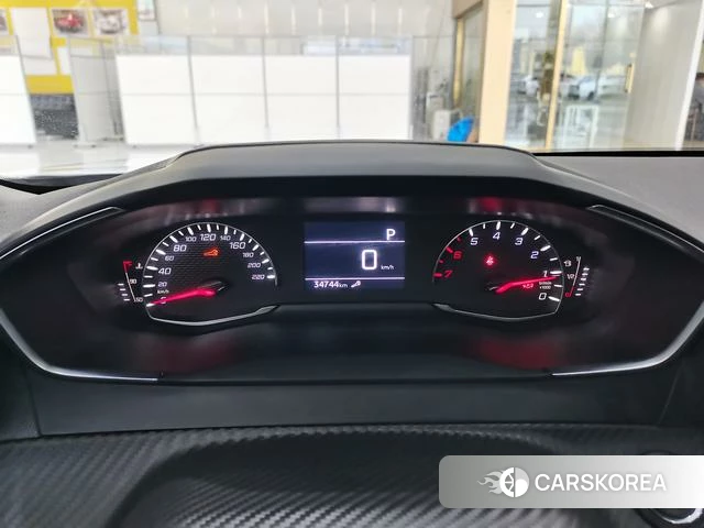 Peugeot 2008 id 3919268 из Китая 12
