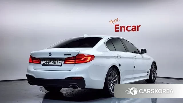 BMW 5 Series (G30) id 3736460 из Кореи 12