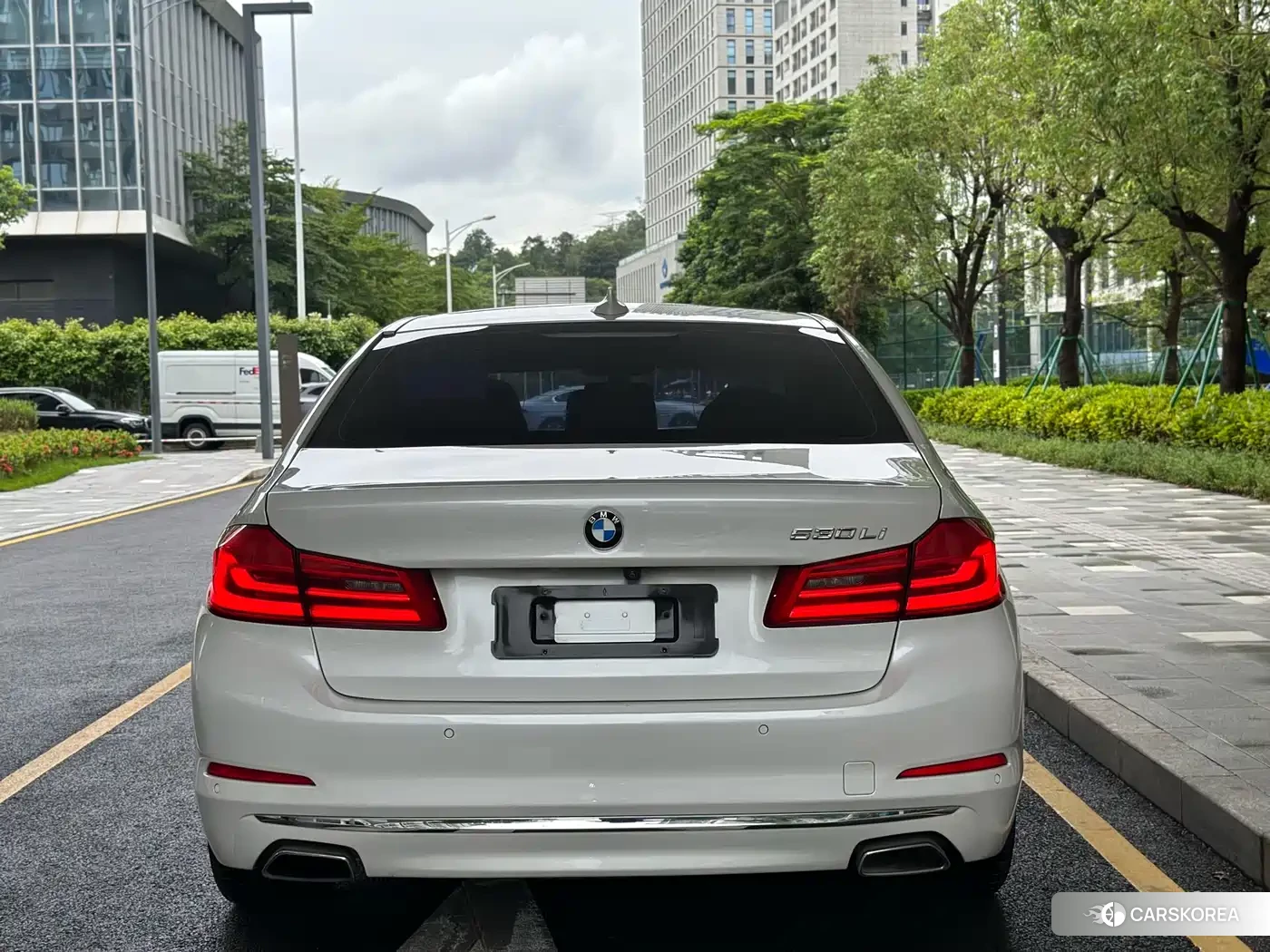 BMW 5 series 2018 Белый из Китая, фото 2