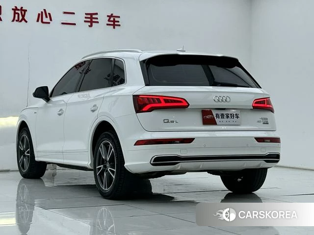 Audi Q5L id 4235023 из Китая 12