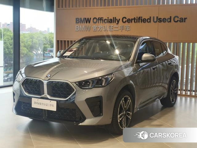 BMW X2 (import) 2025 Серебристо-серый из Китая, фото 2