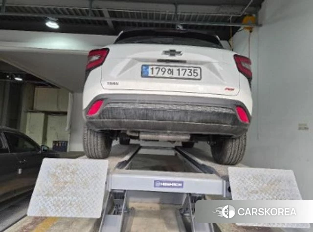 Chevrolet (GM Daewoo) Trax Crossover 2024 Белый из Кореи, фото 2