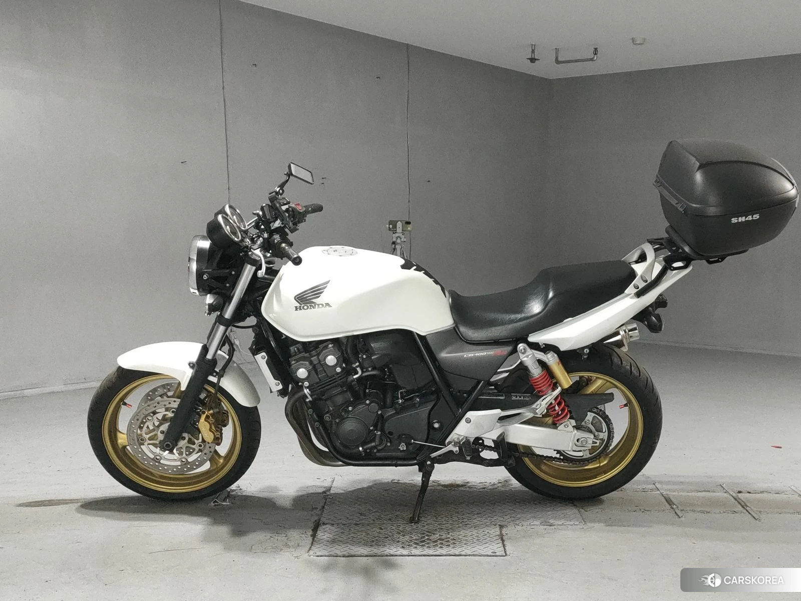 Проданный Honda CB400SF 2011 из Японии, фото 3