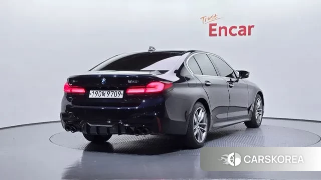 BMW 5 Series (G30) id 3397028 из Кореи 12