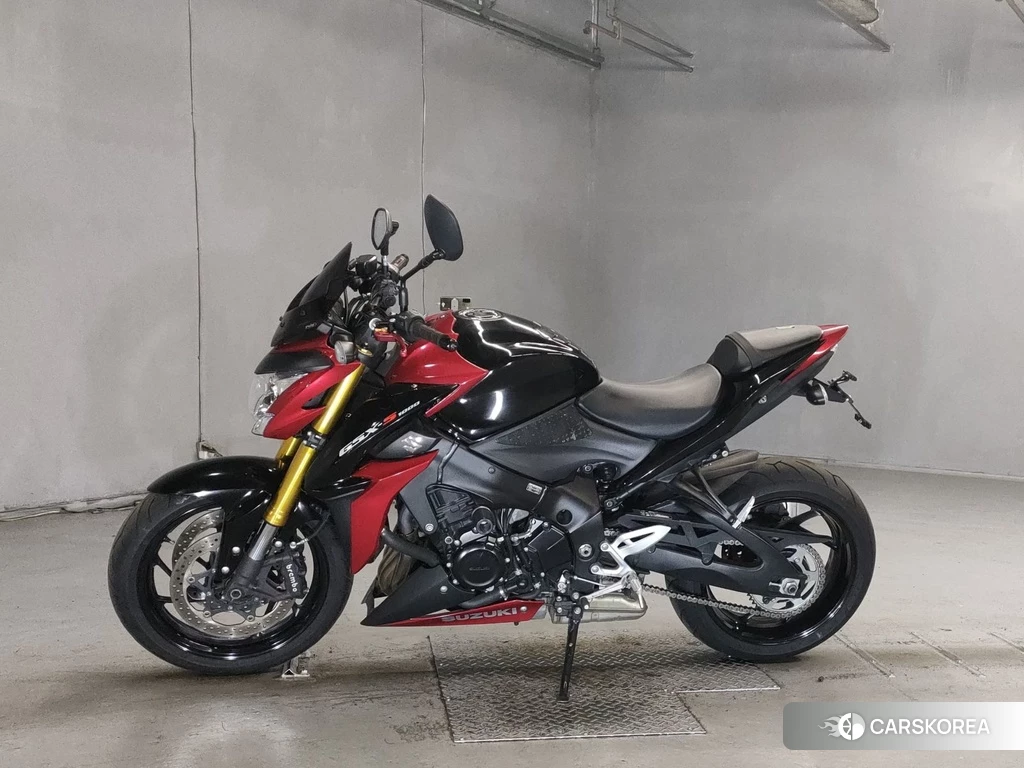 Проданный Suzuki GSX-S1000 2017 из Японии