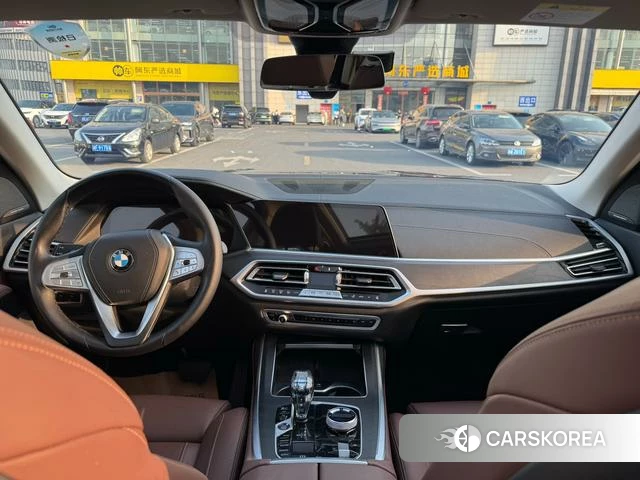 BMW X7 2021 Черный из Китая, фото 2