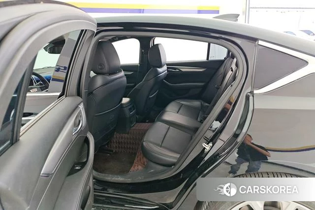 Cadillac CT5 id 4254428 из Китая 9