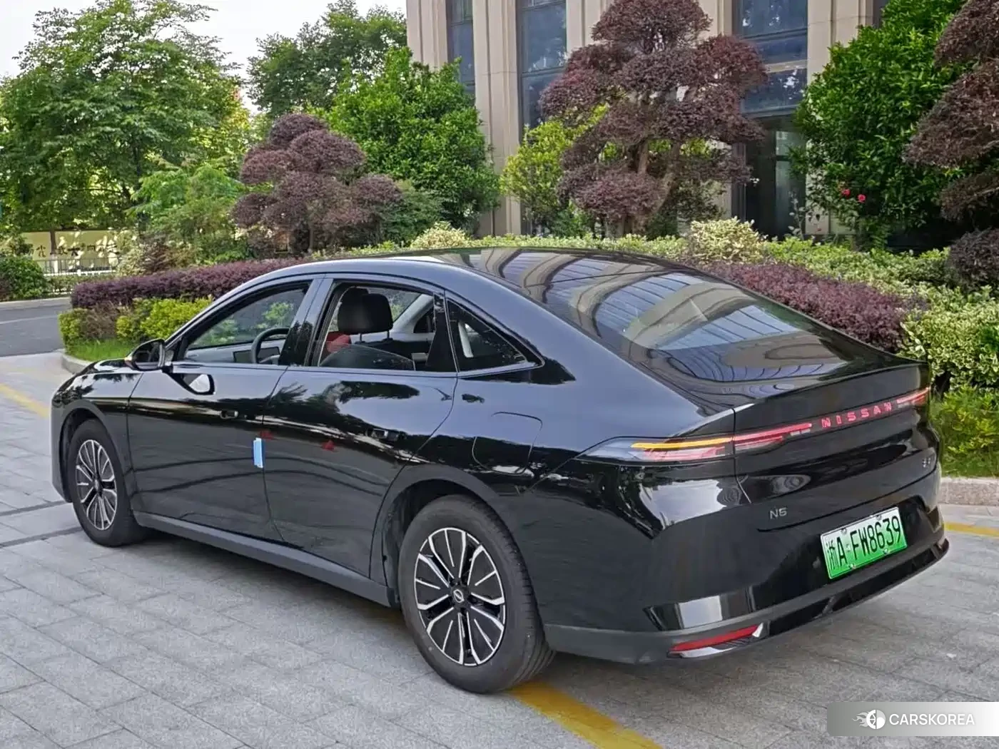 Nissan N6 id 4546453 из Китая 7