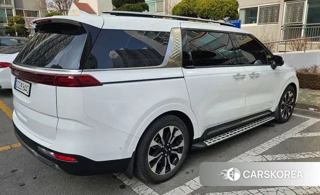 Kia Carnival 4th generation 2023 Белый из Кореи, фото 3
