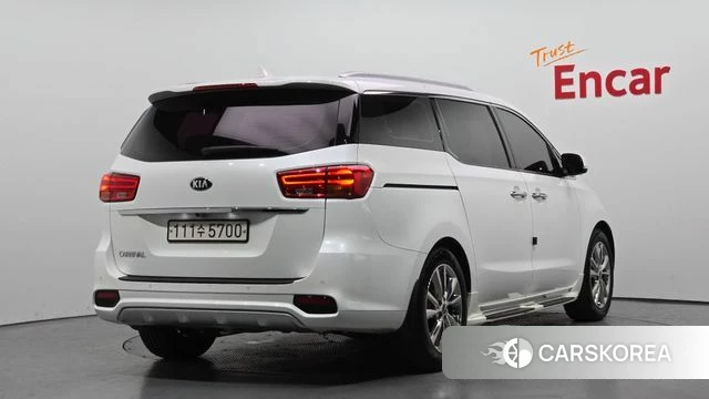 Kia The New Carnival id 4397894 из Кореи 12