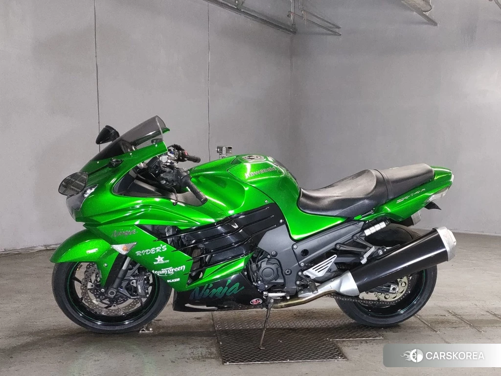 Проданный Kawasaki ZX-14R NINJA 2012 из Японии
