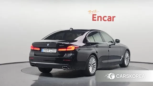 BMW 5 Series (G30) id 3264157 из Кореи 12