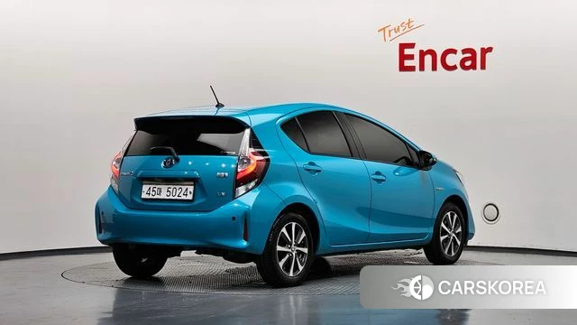 Toyota Prius C id 4459459 из Кореи 12