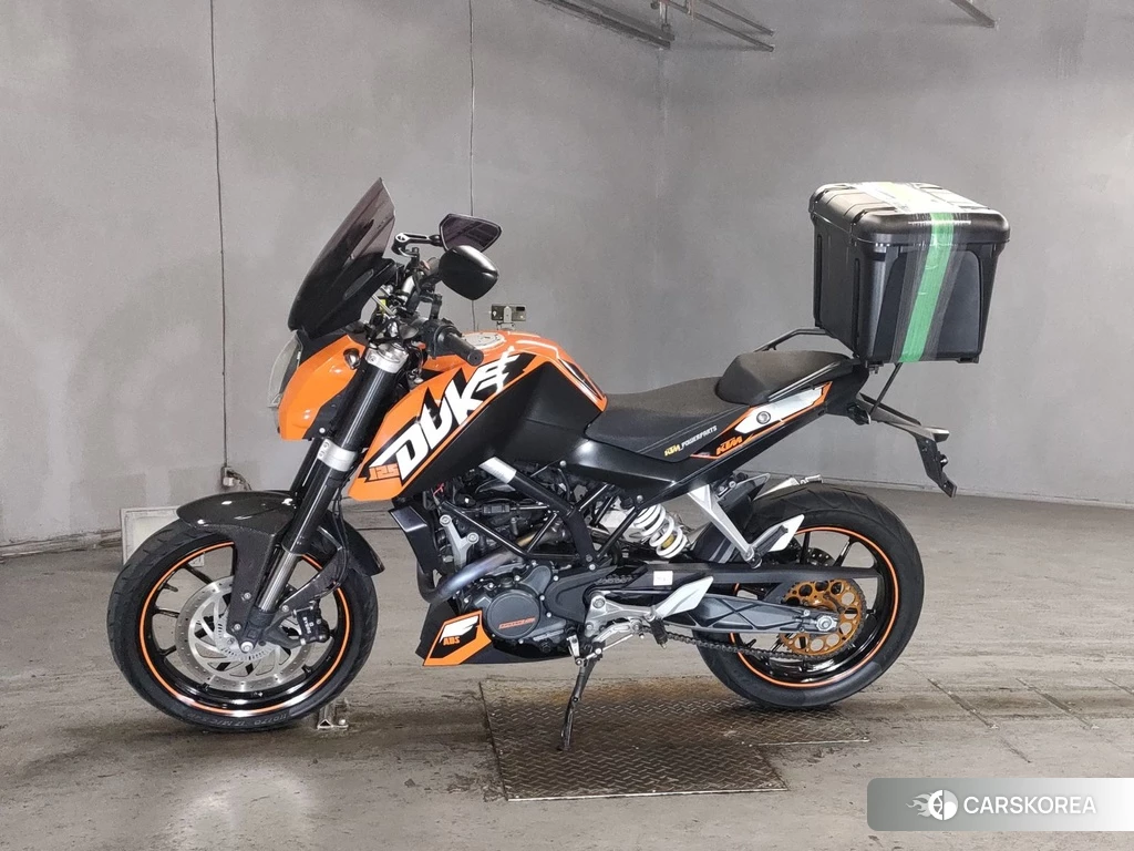 Проданный KTM 125 DUKE 2014 из Японии, фото 2