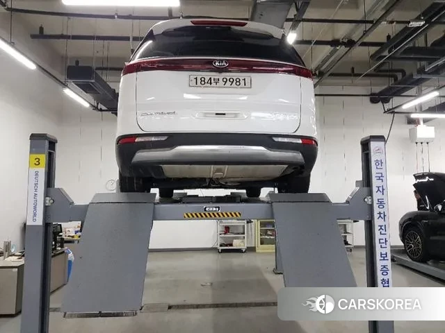 Kia Carnival 4th generation 2021 Белый из Кореи, фото 2