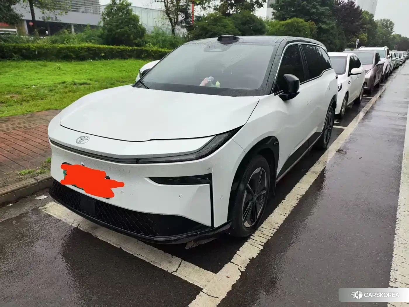 Toyota bZ3X 2025 Белый из Китая, фото 2
