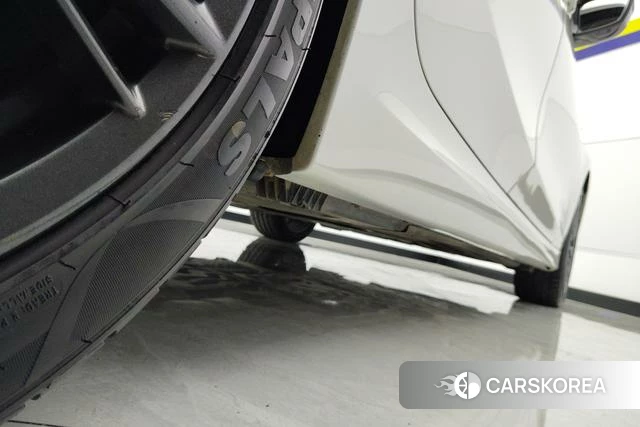 BMW 3 series id 3882392 из Китая 9