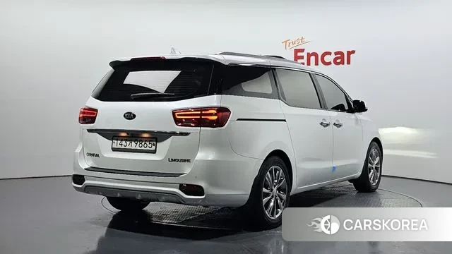 Kia The New Carnival id 3444480 из Кореи 12